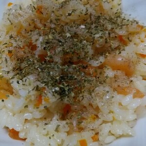 炊飯器で簡単♪海老ピラフ